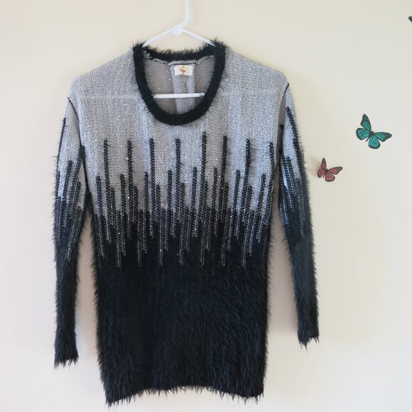 Paige Women's Sweater Black Grey Silver Sparkle Cotton Eyelash Blend Size M - Picture 1 of 8